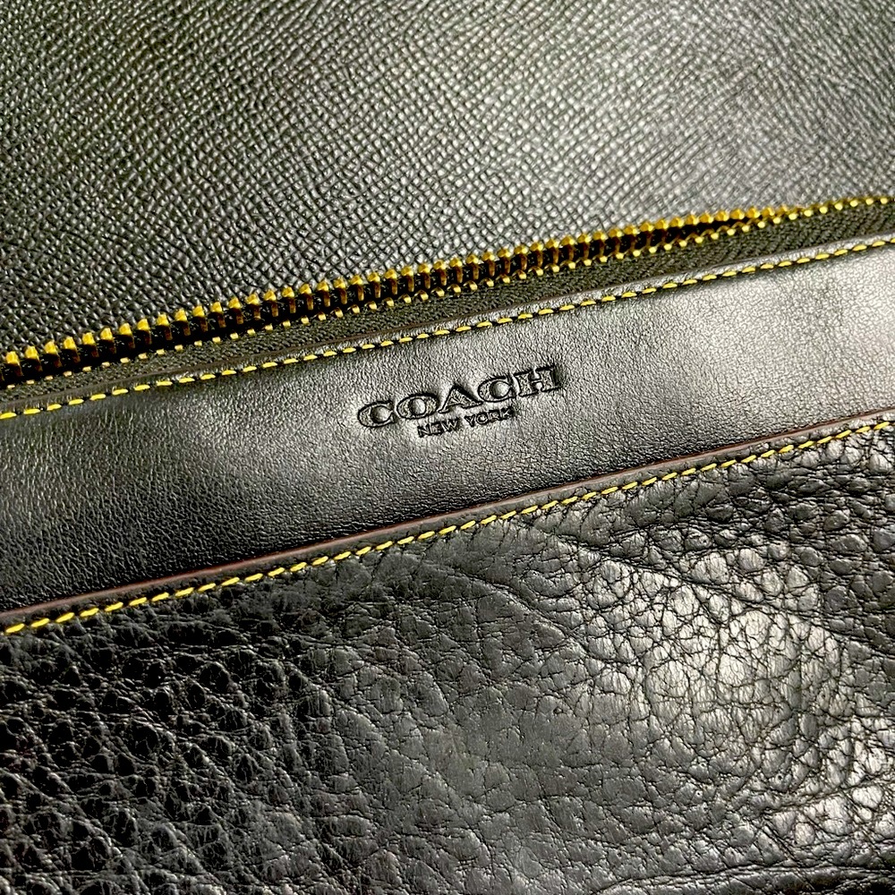 Coach - medium sized accordion wallet